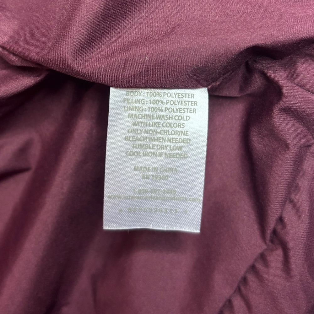 0160- dp Burgundy Quilted Puffer Vest Size 3X Lightweight Zip Front - Picture 5 of 5